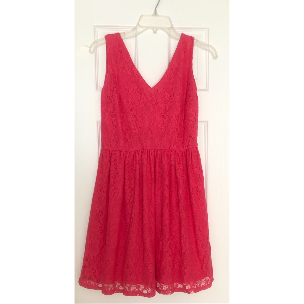 Pink sleeveless Lace Dress